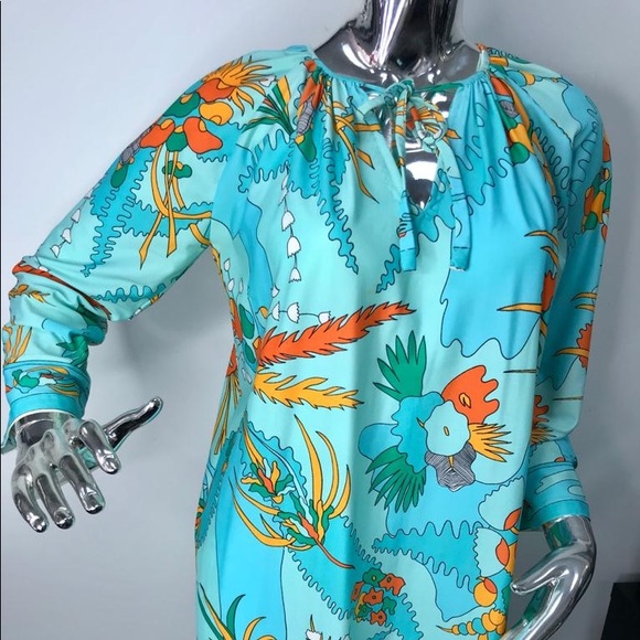 Dress - Picture 2 of 5